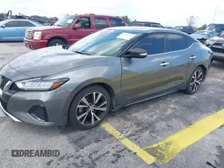 2020 Nissan Maxima SV z VIN 1N4AA6CV6LC373659, wystawiony jako IAAI lot #42347264 z przebiegiem 77 812 mil mil oraz . Historia ofert i sprzedaży dostępna na DreamBid. Obrazek 2.