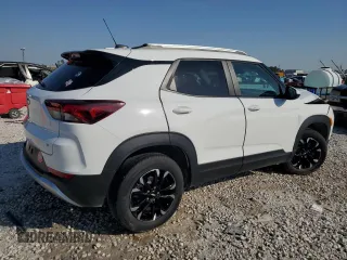 2023 Chevrolet TrailBlazer LT with VIN KL79MPS2XPB053934, listed as a Copart auction lot 47435005 with 21,830 mi miles and Salvage Title. Bid and sale history available at DreamBid. Image 3.
