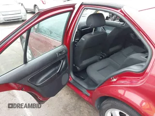 2004 Volkswagen Jetta GL with VIN 3VWRK69M04M064629, listed as a IAAI auction lot 41540890 with 170,989 mi miles and . Bid and sale history available at DreamBid. Image 8.