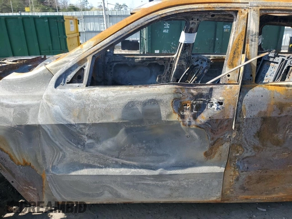 2011 Jeep Grand Cherokee Limited z VIN 1J4RR5GT4BC552333, wystawiony jako Copart lot #51217125 z przebiegiem Nie podano mil oraz Szkoda całkowita • Salvage title. Historia ofert i sprzedaży dostępna na DreamBid. Obrazek 7.