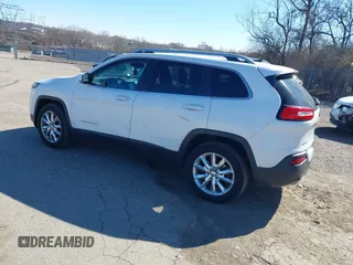 2015 Jeep Cherokee Limited with VIN 1C4PJMDB2FW545430, listed as a IAAI auction lot 41822780 with 135,639 mi miles. Bid and sale history available at carsss.com. Image 3.