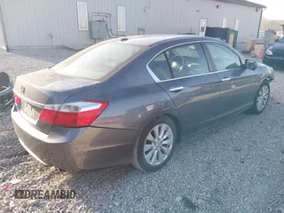 2013 Honda Accord Sdn EX-L with VIN 1HGCR2F80DA098234, listed as a IAAI auction lot 42074052 with 183,567 mi miles. Bid and sale history available at carsss.com. Image 4.