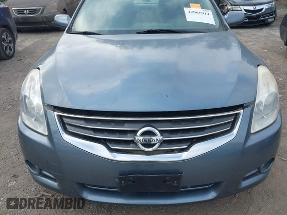 2010 Nissan Altima 2.5 SL with VIN 1N4AL2AP2AN516597, listed as a IAAI auction lot 42065914 with 141,538 mi miles. Bid and sale history available at carsss.com. Image 6.