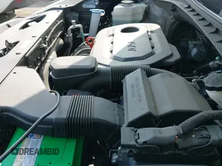 2018 Kia Sorento L с VIN 5XYPG4A32JG405962, выставлен на аукционе IAAI как лот 42489578 с пробегом 54 195 миль миль и . История ставок и продаж доступна на DreamBid. Изображение 21.