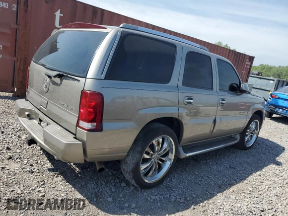 2003 Cadillac Escalade z VIN 1GYEC63T83R157632, wystawiony jako Copart lot #54950564 z przebiegiem 88 527 mil mil oraz Szkoda całkowita • Salvage title. Historia ofert i sprzedaży dostępna na DreamBid. Obrazek 3.