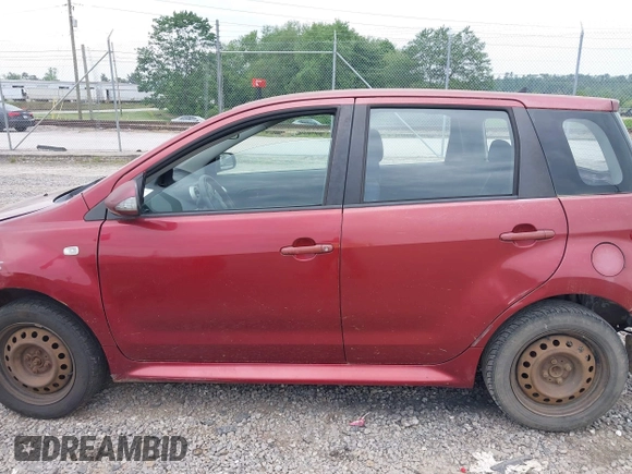 2006 Scion xA z VIN JTKKT604465012257, wystawiony jako IAAI lot #42236079 z przebiegiem 220 209 mil mil oraz . Historia ofert i sprzedaży dostępna na DreamBid. Obrazek 14.