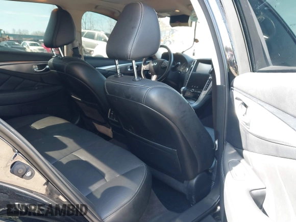 2016 Infiniti Q50 3.0t Premium with VIN JN1EV7AR0GM341921, listed as a IAAI auction lot 41983343 with 42,899 mi miles. Bid and sale history available at carsss.com. Image 8.