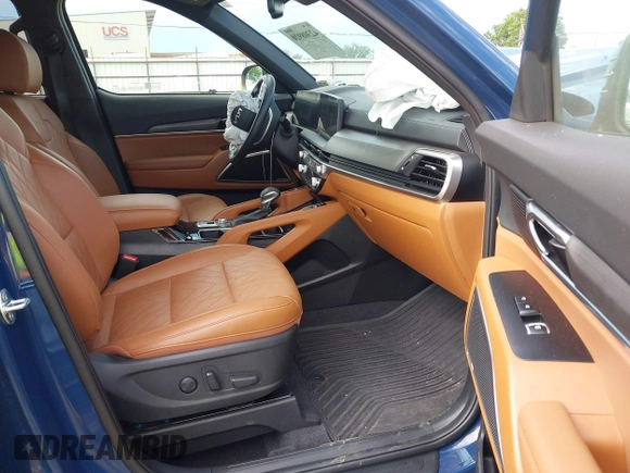 2024 Kia Telluride EX z VIN 5XYP3DGC8RG551457, wystawiony jako IAAI lot #42308920 z przebiegiem 15 795 mil mil oraz . Historia ofert i sprzedaży dostępna na DreamBid. Obrazek 5.