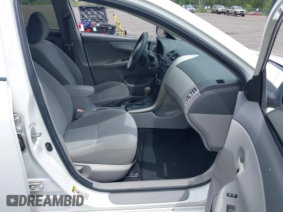 2009 Toyota Corolla with VIN 1NXBU40E09Z126070, listed as a IAAI auction lot 42196014 with 165,131 mi miles and . Bid and sale history available at DreamBid. Image 5.