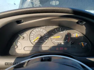 1994 Ford Mustang GT z VIN 1FALP42T3RF227478, wystawiony jako Copart lot #76015364 z przebiegiem 123 942 mil mil oraz Czysty tytuł • Clean title. Historia ofert i sprzedaży dostępna na DreamBid. Obrazek 9.