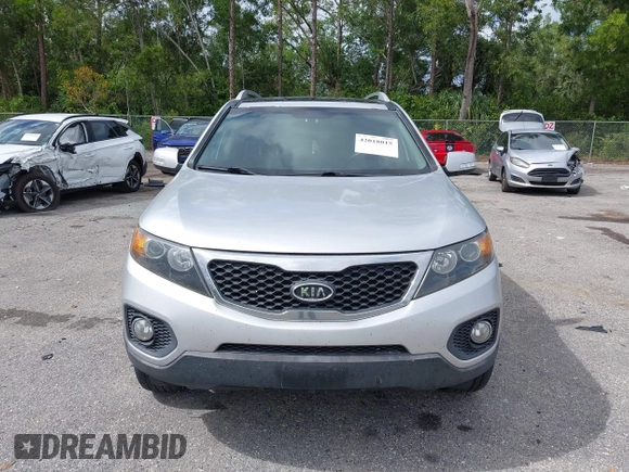2012 Kia Sorento EX with VIN 5XYKUDA20CG206132, listed as a IAAI auction lot 42018015 with 138,158 mi miles. Bid and sale history available at carsss.com. Image 12.