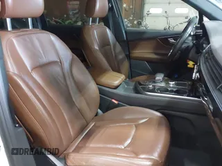 2017 Audi Q7 Premium Plus z VIN WA1LAAF76HD044846, wystawiony jako IAAI lot #42213407 z przebiegiem 105 695 mil mil oraz . Historia ofert i sprzedaży dostępna na DreamBid. Obrazek 8.