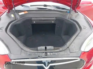 2014 Tesla Model S 60 with VIN 5YJSA1H17EFP30148, listed as a IAAI auction lot 39188024 with Not Provided miles and . Bid and sale history available at DreamBid. Image 10.