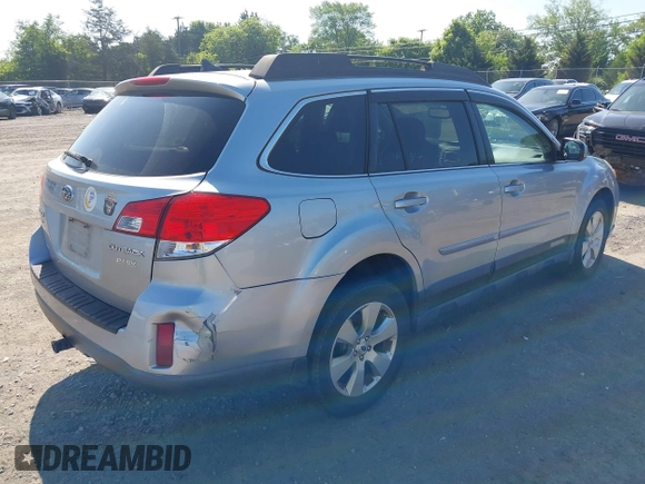 2012 Subaru Outback Limited z VIN 4S4BRBKC0C3284102, wystawiony jako IAAI lot #42539396 z przebiegiem 246 084 mil mil oraz . Historia ofert i sprzedaży dostępna na DreamBid. Obrazek 4.