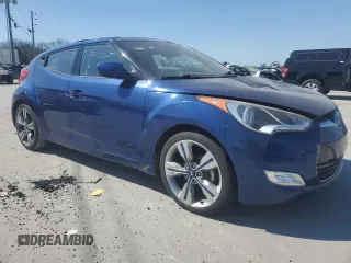 2017 Hyundai Veloster Value Edition with VIN KMHTC6AD3HU324388, listed as a Copart auction lot 48228705 with 82,668 mi miles and Salvage Title. Bid and sale history available at carsss.com. Image 4.
