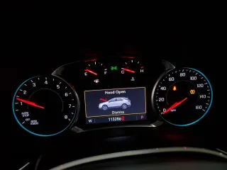 2019 Chevrolet Equinox Premier with VIN 2GNAXYEX4K6154698, listed as a Copart auction lot 48038335 with 113,286 mi miles and Salvage Title. Bid and sale history available at carsss.com. Image 9.