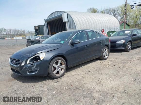 2012 Volvo S60 T5 z VIN YV1622FS4C2144565, wystawiony jako IAAI lot #42114176 z przebiegiem 143 788 mil mil oraz . Historia ofert i sprzedaży dostępna na DreamBid. Obrazek 17.