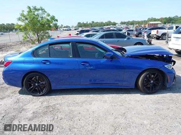 2020 BMW 3 Series 330i with VIN 3MW5R1J09L8B25490, listed as a IAAI auction lot 42404186 with 82,050 mi miles and . Bid and sale history available at DreamBid. Image 13.