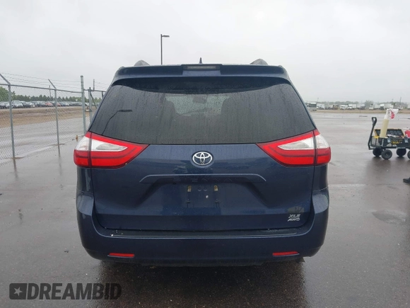 2018 Toyota Sienna XLE with VIN 5TDDZ3DC8JS197365, listed as a IAAI auction lot 42311598 with 199,121 mi miles and . Bid and sale history available at DreamBid. Image 16.