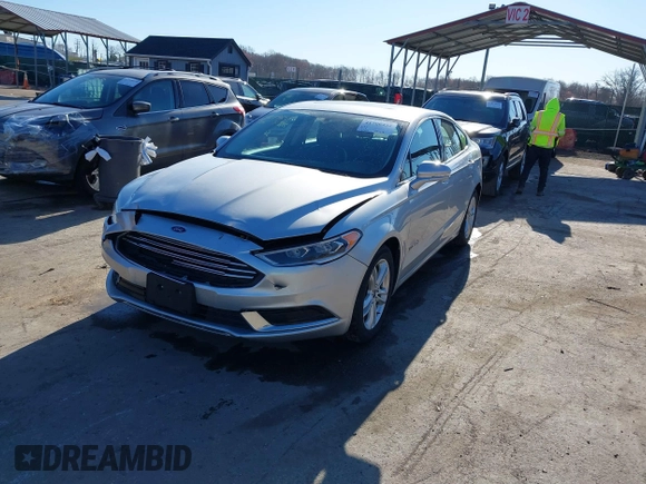 2018 Ford Fusion SE with VIN 3FA6P0LU1JR272522, listed as a IAAI auction lot 41796432 with 123,471 mi miles and . Bid and sale history available at DreamBid. Image 20.