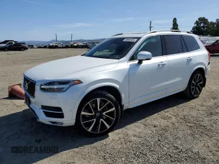 2018 Volvo XC90 Momentum with VIN YV4A22PK7J1329580, listed as a Copart auction lot 58860405 with 71,373 mi miles and Salvage title. Bid and sale history available at DreamBid. Image 1.