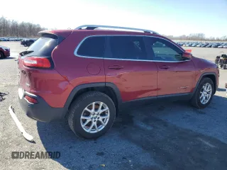 2017 Jeep Cherokee Latitude with VIN 1C4PJMCS6HW635622, listed as a Copart auction lot 49490495 with 136,102 mi miles and Salvage Title. Bid and sale history available at DreamBid. Image 3.