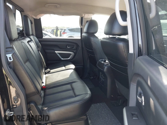 2017 Nissan Titan SV with VIN 1N6AA1E68HN535917, listed as a IAAI auction lot 41974261 with 162,561 mi miles and . Bid and sale history available at DreamBid. Image 8.