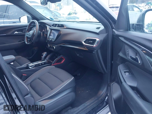 2022 Chevrolet TrailBlazer RS with VIN KL79MUSL6NB105533, listed as a IAAI auction lot 41102372 with 27,101 mi miles. Bid and sale history available at carsss.com. Image 5.