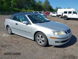 2004 Saab 9-3 Arc z VIN YS3FD79Y746012934, wystawiony jako IAAI lot #42018111 z przebiegiem 159 578 mil mil oraz . Historia ofert i sprzedaży dostępna na DreamBid. Obrazek 1.