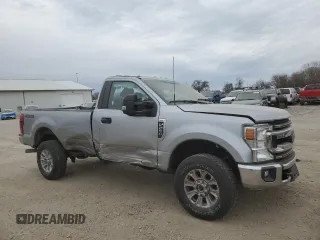 2022 Ford F-250 XL with VIN 1FTBF2B62NED30463, listed as a Copart auction lot 81874934 with 28,994 mi miles and Salvage title. Bid and sale history available at DreamBid. Image 4.