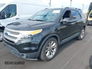 2011 Ford Explorer XLT z VIN 1FMHK7D87BGA07216, wystawiony jako IAAI lot #42754194 z przebiegiem 218 220 mil mil oraz . Historia ofert i sprzedaży dostępna na DreamBid. Obrazek 2.