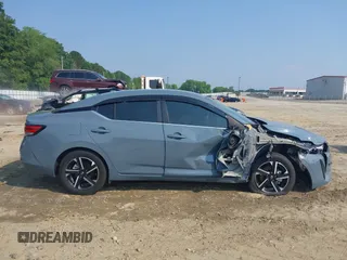 2024 Nissan Sentra SV z VIN 3N1AB8CV1RY221780, wystawiony jako IAAI lot #42405858 z przebiegiem 14 391 mil mil oraz . Historia ofert i sprzedaży dostępna na DreamBid. Obrazek 13.