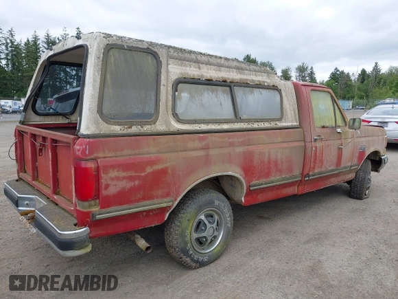 1990 Ford F-150 z VIN 1FTEF14N1LPA97317, wystawiony jako IAAI lot #42390606 z przebiegiem 88 109 mil mil oraz . Historia ofert i sprzedaży dostępna na DreamBid. Obrazek 4.