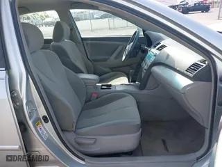 2007 Toyota Camry CE with VIN 4T1BE46K37U643404, listed as a IAAI auction lot 41903773 with 189,984 mi miles. Bid and sale history available at carsss.com. Image 5.