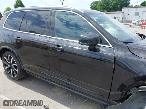 2021 Volvo XC90 Momentum z VIN YV4A22PK3M1717880, wystawiony jako IAAI lot #42156518 z przebiegiem 38 857 mil mil oraz . Historia ofert i sprzedaży dostępna na DreamBid. Obrazek 12.