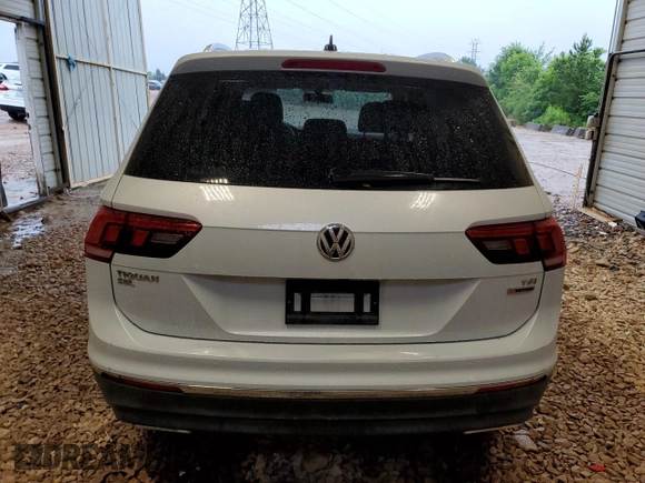 2018 Volkswagen Tiguan SEL z VIN 3VV2B7AX3JM009637, wystawiony jako Copart lot #59373325 z przebiegiem 148 046 mil mil oraz Szkoda całkowita • Salvage title. Historia ofert i sprzedaży dostępna na DreamBid. Obrazek 6.