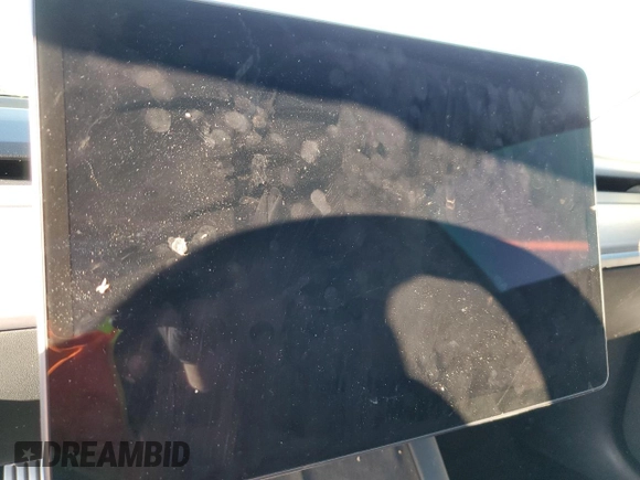 2023 Tesla Model 3 Performance z VIN 5YJ3E1EC3PF556807, wystawiony jako Copart lot #46990175 z przebiegiem Nie podano mil oraz Nie do naprawy • Non repairable. Historia ofert i sprzedaży dostępna na DreamBid. Obrazek 9.