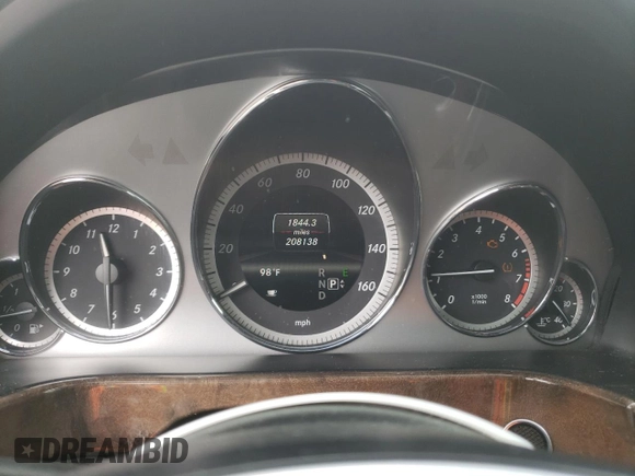 2013 Mercedes-Benz E 350 Luxury with VIN WDDHF5KBXDA769074, listed as a Copart auction lot 64065955 with 208,138 mi miles and Salvage title. Bid and sale history available at DreamBid. Image 9.