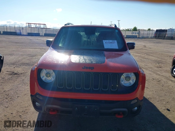 2018 Jeep Renegade Trailhawk z VIN ZACCJBCB6JPH44846, wystawiony jako IAAI lot #42320847 z przebiegiem 103 004 mil mil oraz . Historia ofert i sprzedaży dostępna na DreamBid. Obrazek 12.