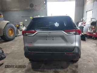 2020 Toyota RAV4 XLE with VIN 2T3P1RFV6LC089609, listed as a IAAI auction lot 41923472 with 72,368 mi miles and . Bid and sale history available at DreamBid. Image 15.