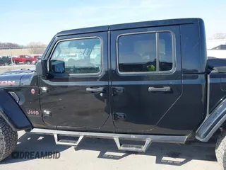 2020 Jeep Gladiator Rubicon with VIN 1C6JJTBG9LL152141, listed as a IAAI auction lot 41798487 with 78,585 mi miles and . Bid and sale history available at DreamBid. Image 14.