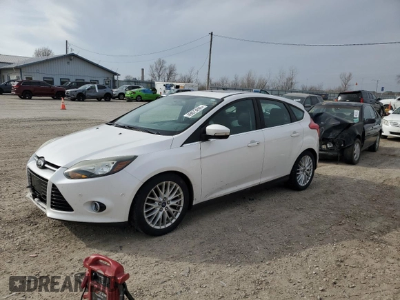 2014 Ford Focus Titanium with VIN 1FADP3N2XEL175862, listed as a Copart auction lot 49873695 with 90,341 mi miles and Salvage title. Bid and sale history available at DreamBid. Image 1.
