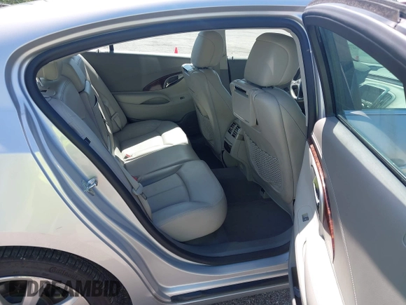 2011 Buick LaCrosse CXS z VIN 1G4GE5GD3BF335268, wystawiony jako IAAI lot #42508387 z przebiegiem 91 390 mil mil oraz . Historia ofert i sprzedaży dostępna na DreamBid. Obrazek 8.