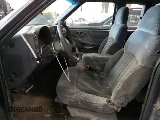 2000 Chevrolet S-10 LS with VIN 1GCCS195XYK234688, listed as a Copart auction lot 87216574 with Not Provided miles and Salvage Title. Bid and sale history available at DreamBid. Image 7.