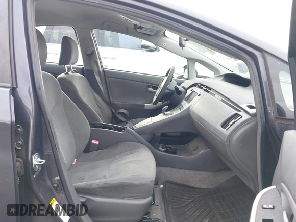 2010 Toyota Prius II with VIN JTDKN3DU8A0205933, listed as a IAAI auction lot 41741426 with 112,097 mi miles. Bid and sale history available at carsss.com. Image 5.
