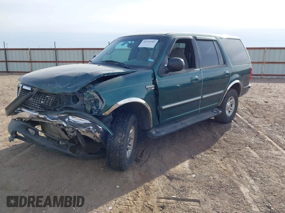 2000 Ford Expedition XLT with VIN 1FMPU16L9YLA38925, listed as a IAAI auction lot 41070582 with Not Provided miles and . Bid and sale history available at DreamBid. Image 2.
