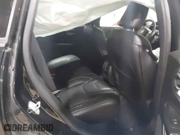 2022 Jeep Cherokee Trailhawk with VIN 1C4PJMBX8ND517236, listed as a IAAI auction lot 41530369 with 34,164 mi miles and . Bid and sale history available at DreamBid. Image 8.