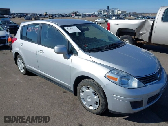 2009 Nissan Versa 1.8 S with VIN 3N1BC13E09L502085, listed as a IAAI auction lot 41869799 with 104,078 mi miles. Bid and sale history available at carsss.com. Image 1.