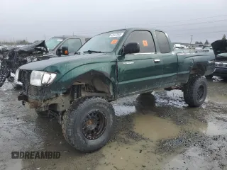 2000 Toyota Tacoma with VIN 5TEWN72N7YZ709260, listed as a Copart auction lot 42437805 with 216,916 mi miles and Salvage title. Bid and sale history available at DreamBid. Image 1.