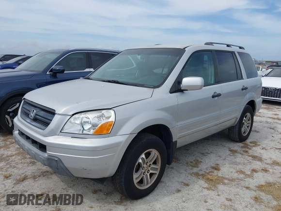 2003 Honda Pilot EX with VIN 2HKYF18443H620002, listed as a IAAI auction lot 41688454 with 213,392 mi miles. Bid and sale history available at carsss.com. Image 2.